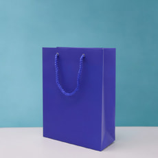 Пакет из бумаги Arrogant